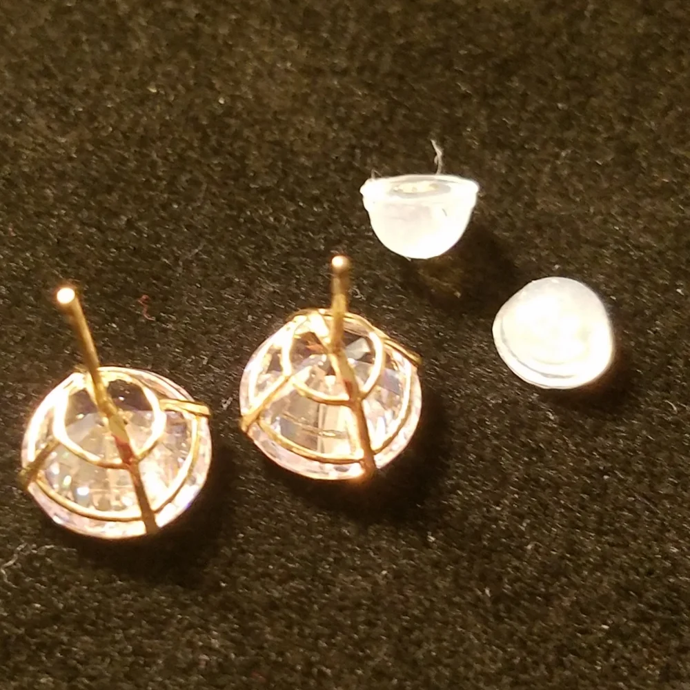 14k CZ stud - Picture 6 of 6